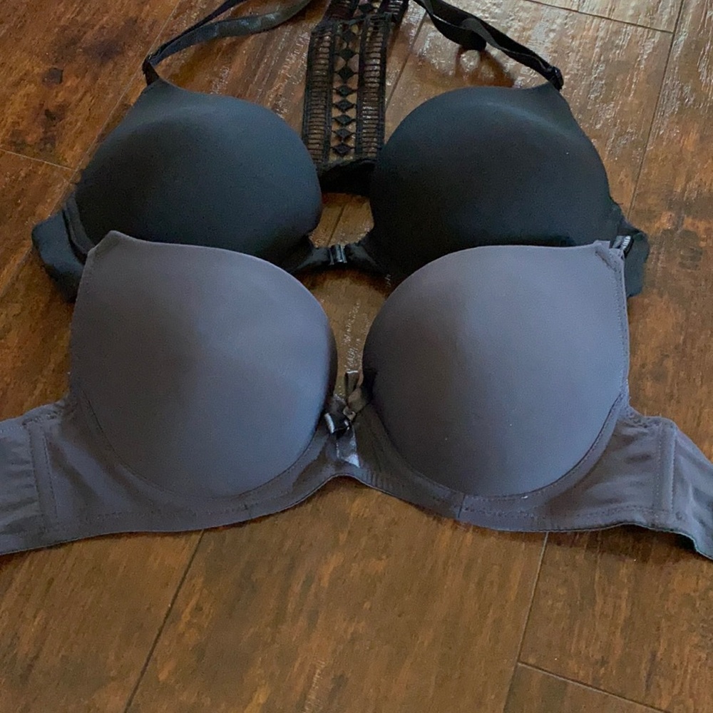 XOXO bras 2 for one!